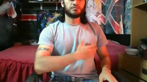 Snapshot of trizquelmen chatting on 09-21-25, 08:32 Andrew online show from 09-21-25, 08:32