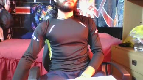 Snapshot of trizquelmen chatting on 10-06-25, 06:38 Andrew online show from 10-06-25, 06:38