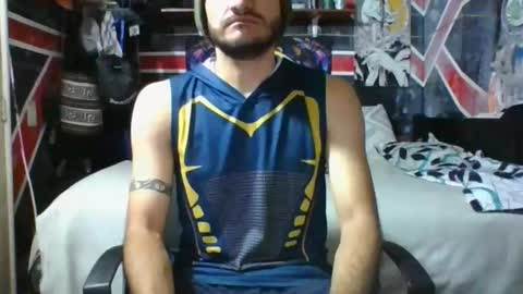 Snapshot of trizquelmen chatting on 05-10-26, 11:32 Andrew online show from 05-10-26, 11:32