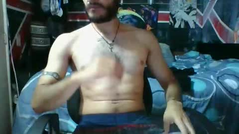 Snapshot of trizquelmen chatting on 06-10-26, 08:41 Andrew online show from 06-10-26, 08:41
