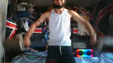 Snapshot of trizquelmen chatting on 07-06-26, 11:40 Andrew online show from 07-06-26, 11:40