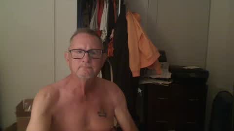 Snapshot of troffer1020 chatting on 12-10-24, 12:50 Troffer online show from 12-10-24, 12:50