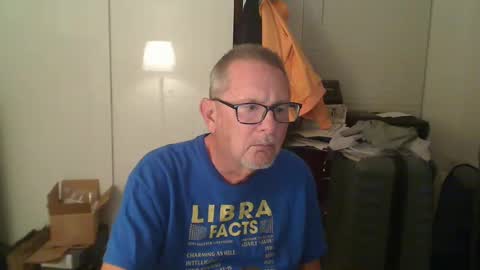 Snapshot of troffer1020 chatting on 12-21-24, 12:09 Troffer online show from 12-21-24, 12:09