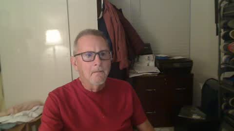 Snapshot of troffer1020 chatting on 01-22-25, 11:10 Troffer online show from 01-22-25, 11:10