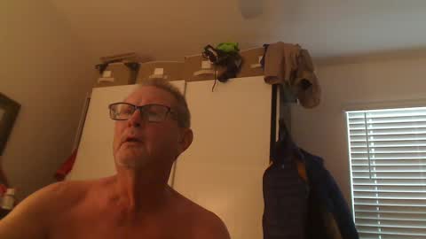 Snapshot of troffer1020 chatting on 09-22-25, 10:56 Troffer online show from 09-22-25, 10:56