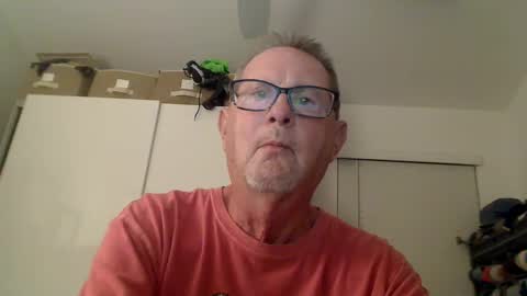 Snapshot of troffer1020 chatting on 09-26-25, 02:59 Troffer online show from 09-26-25, 02:59