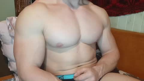 Troncq online show from 02-25-25, 04:21