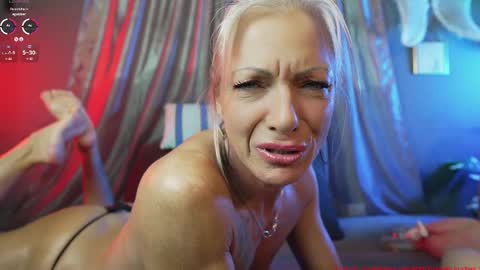 Snapshot of trophy_milf chatting on 02-21-25, 03:32 Linda ONLYFANS Trophymilf1 Istagram trophymilf1 online show from 02-21-25, 03:32