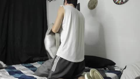 Snapshot of troy_rouge chatting on 02-10-26, 11:03 Troy online show from 02-10-26, 11:03