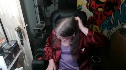 Anne online show from 04-06-26, 05:41