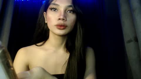 Snapshot of ts_athisa chatting on 10-24-25, 11:17 ts_athisa online show from 10-24-25, 11:17