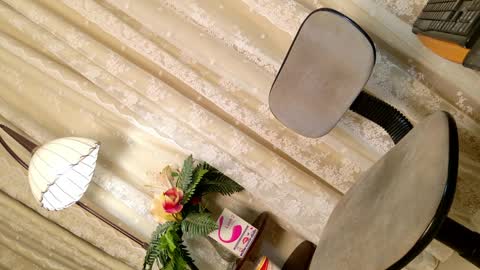 Chloe online show from 04-01-26, 08:26