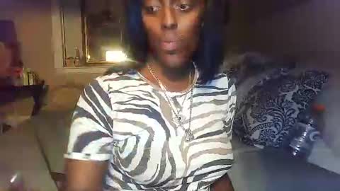 Snapshot of tsamberwhite007 chatting on 11-19-25, 03:06 Amber White online show from 11-19-25, 03:06