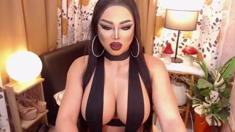 Snapshot of tsdarkdevon chatting on 01-25-25, 10:29 tsdarkdevon online show from 01-25-25, 10:29