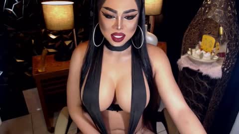 Snapshot of tsdarkdevon chatting on 02-13-25, 04:43 tsdarkdevon online show from 02-13-25, 04:43