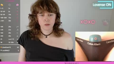 Snapshot of tsellieryder chatting on 04-25-26, 01:41 Ellie Ryder online show from 04-25-26, 01:41
