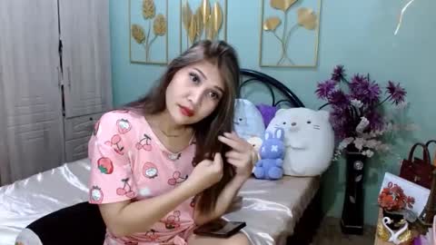 SHENA  online show from 02-27-25, 05:47