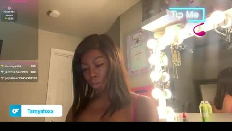 Snapshot of tsfoxx chatting on 05-21-26, 03:35 tsfoxx online show from 05-21-26, 03:35