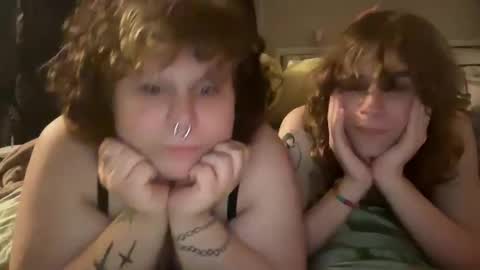 Gigi online show from 05-24-26, 04:28