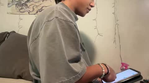 tsj777 online show from 04-01-26, 10:51