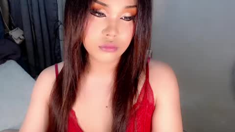 Snapshot of tsscarlett_xx chatting on 04-25-26, 09:12 jayvie online show from 04-25-26, 09:12