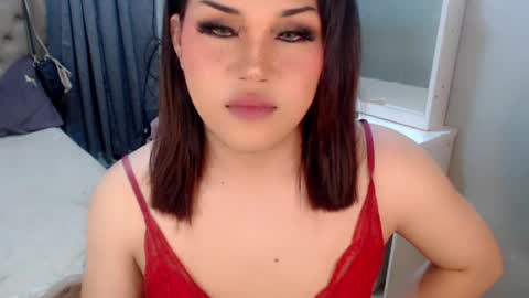Snapshot of tsscarlett_xx chatting on 05-15-26, 07:15 jayvie online show from 05-15-26, 07:15