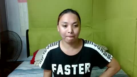 Snapshot of tssimplycutiets chatting on 02-16-25, 10:54 Kirei online show from 02-16-25, 10:54