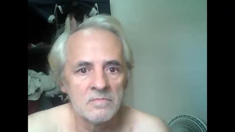 Siveomeves online show from 04-26-26, 01:09