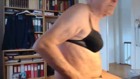 FINN but call me NANNA online show from 02-26-25, 09:21