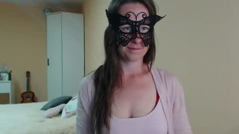 Snapshot of tukutie chatting on 07-01-26, 06:07 Milli online show from 07-01-26, 06:07