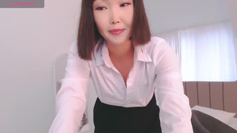 TumiLio online show from 12-21-24, 06:19