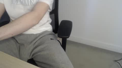 Ollie J online show from 02-18-25, 09:43