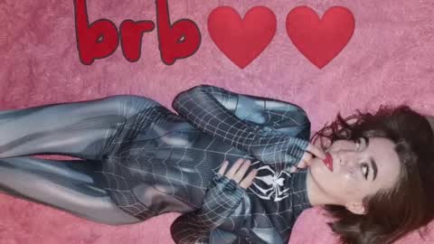 Snapshot of tutti_cutieee chatting on 03-04-25, 11:08 Nika online show from 03-04-25, 11:08