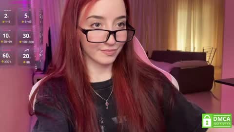 Snapshot of tutti_cutieee chatting on 05-12-26, 08:55 Nika online show from 05-12-26, 08:55