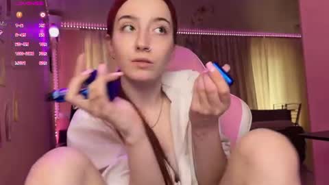 Snapshot of tutti_cutieee chatting on 06-22-26, 08:33 Nika online show from 06-22-26, 08:33