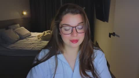 Ariana online show from 10-28-25, 08:22