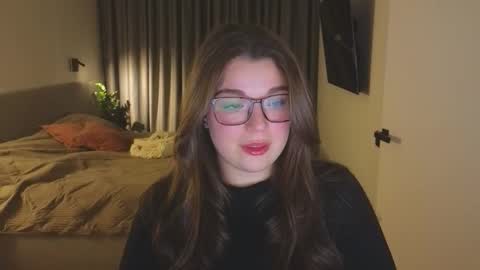 Ariana online show from 11-17-25, 07:30