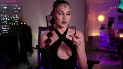 Miss Veth online show from 06-22-26, 03:25