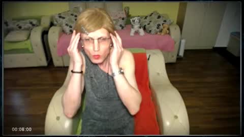 Clementine online show from 02-21-25, 02:38