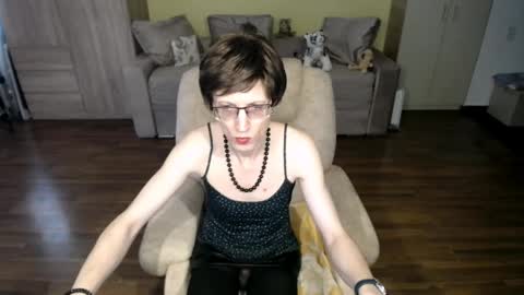 Clementine online show from 04-06-26, 08:15