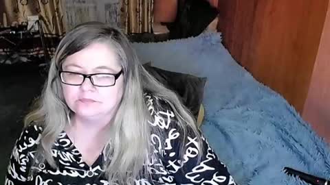 Lana online show from 02-27-25, 10:37