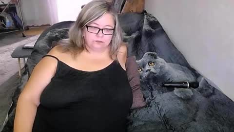 Lana online show from 09-12-25, 12:11