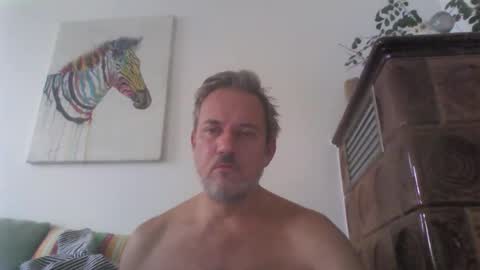 Snapshot of twiga72 chatting on 12-02-25, 08:19 twiga72 online show from 12-02-25, 08:19