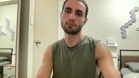 Snapshot of twikboy chatting on 02-10-25, 11:25 Twinkboy online show from 02-10-25, 11:25