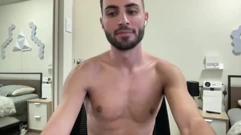 Snapshot of twikboy chatting on 02-21-25, 04:07 Twinkboy online show from 02-21-25, 04:07