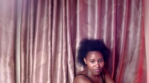 Snapshot of twilight_rose chatting on 11-03-25, 03:02 Twillight online show from 11-03-25, 03:02