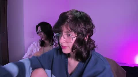 Eve  Lili online show from 10-12-25, 11:48