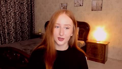 Snapshot of twilightserenade chatting on 10-07-25, 11:18 twilightserenade online show from 10-07-25, 11:18