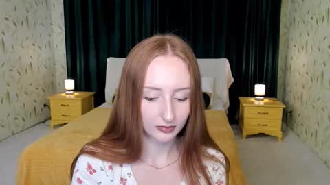 Snapshot of twilightserenade chatting on 11-03-25, 11:33 twilightserenade online show from 11-03-25, 11:33