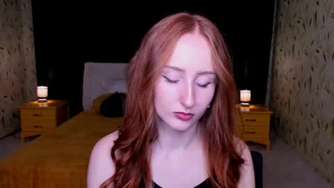 Snapshot of twilightserenade chatting on 11-25-25, 06:52 twilightserenade online show from 11-25-25, 06:52